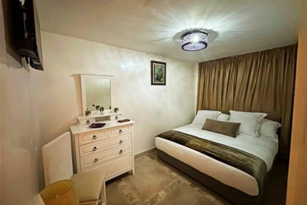 Waky Club Large Luxury Villa Marrakesh Eksteriør billede