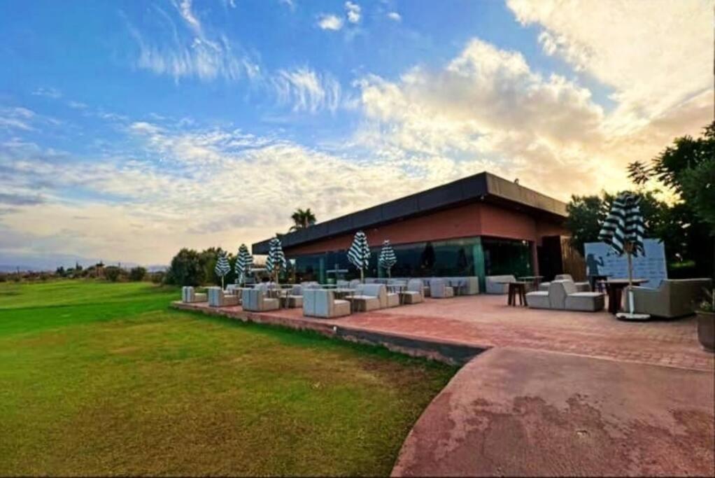 Waky Club Large Luxury Villa Marrakesh Eksteriør billede