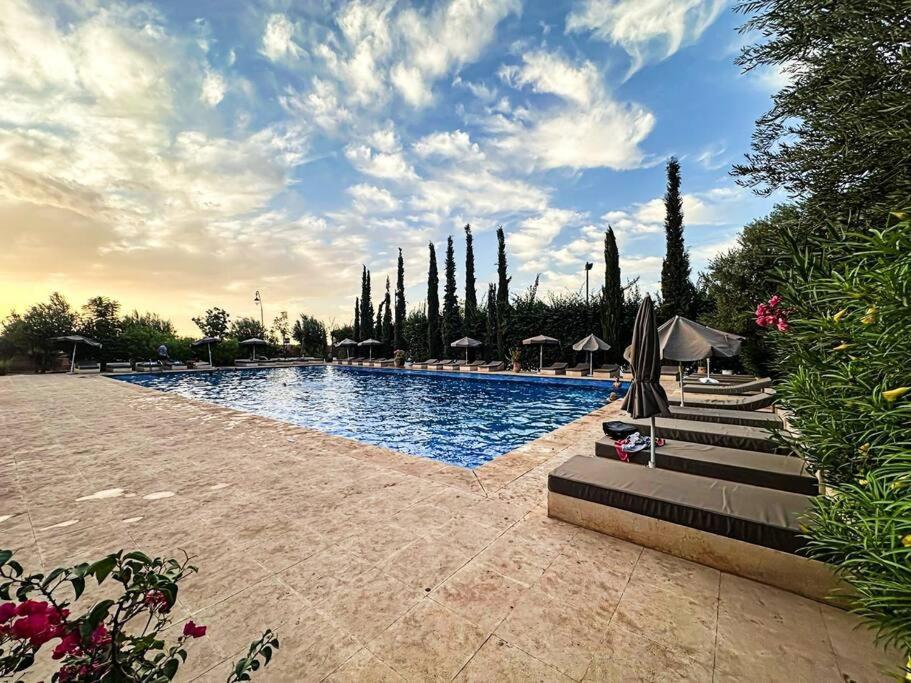 Waky Club Large Luxury Villa Marrakesh Eksteriør billede